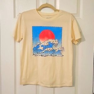 Might Fine graphic tee sz S